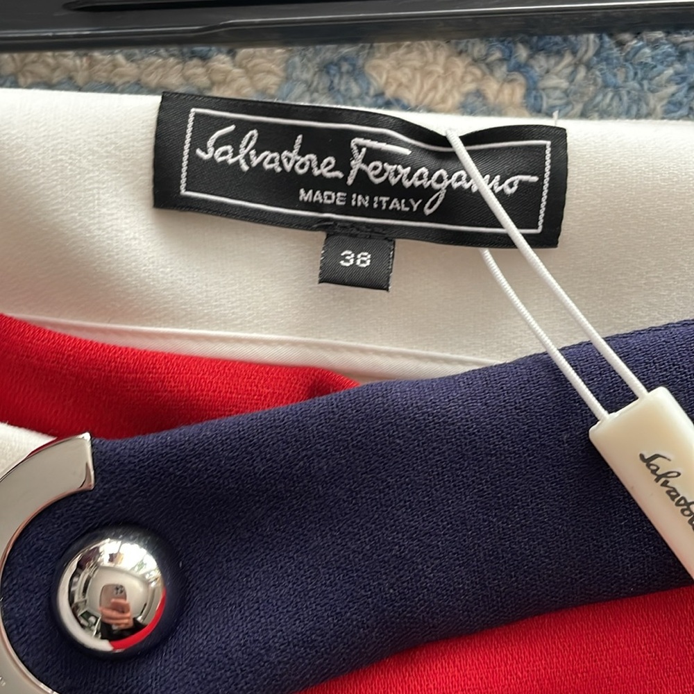 Salvatore Ferragamo skirt sz 38 NWT - Picture 3 of 6